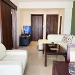 Διαμέρισμα Stylish 2br With Balcony And Parking Near Saint Lazarus And Finikoudes *