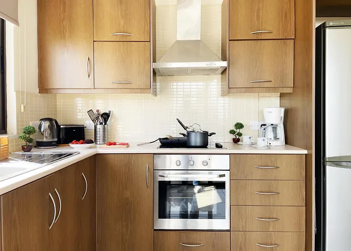 アパート Stylish 2br With Balcony And Parking Near Saint Lazarus And Finikoudes *